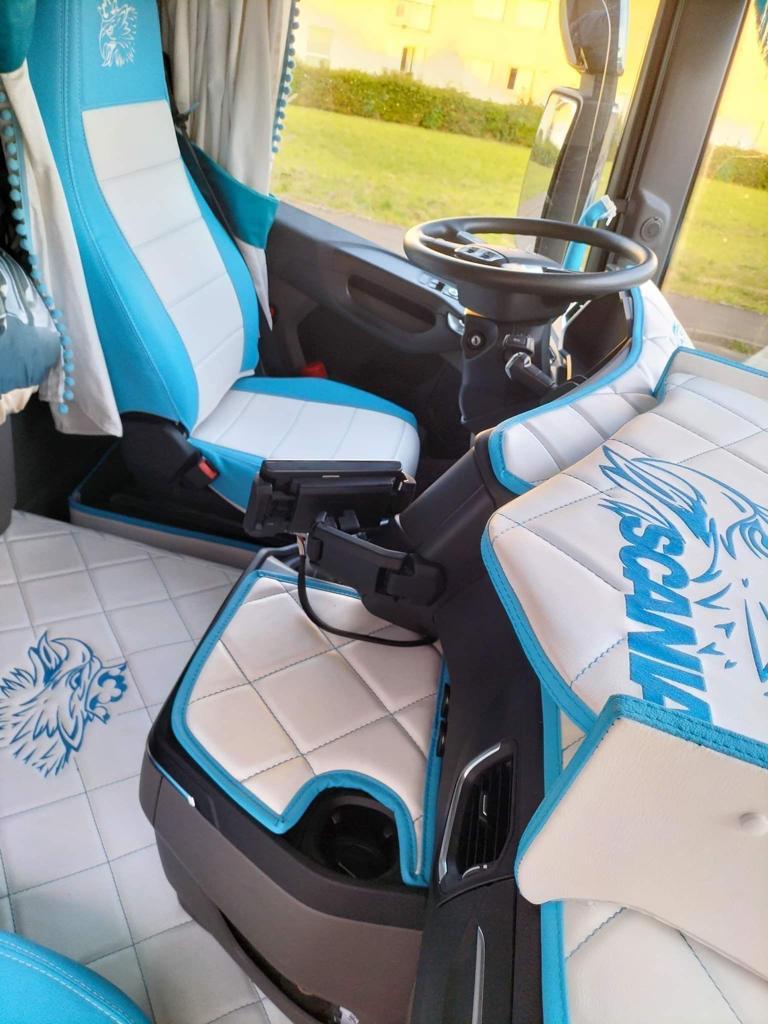 Cabina bianco / azzurro